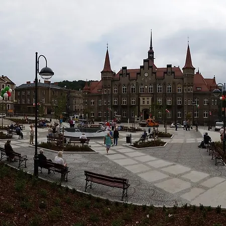 Проживание в семье Wanda Валбжих