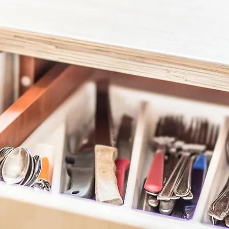 Wanda Проживание в семье